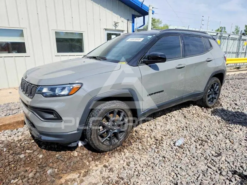 2024 Jeep COMPASS photo