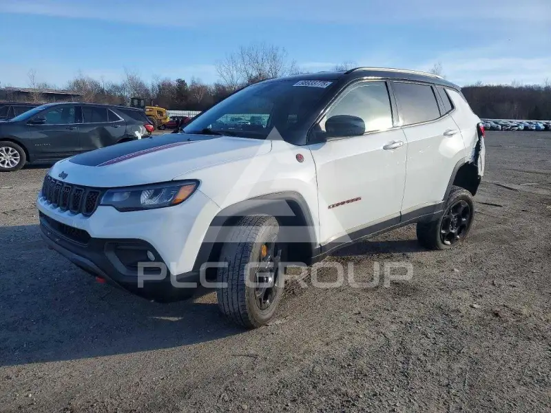 2024 Jeep COMPASS фото