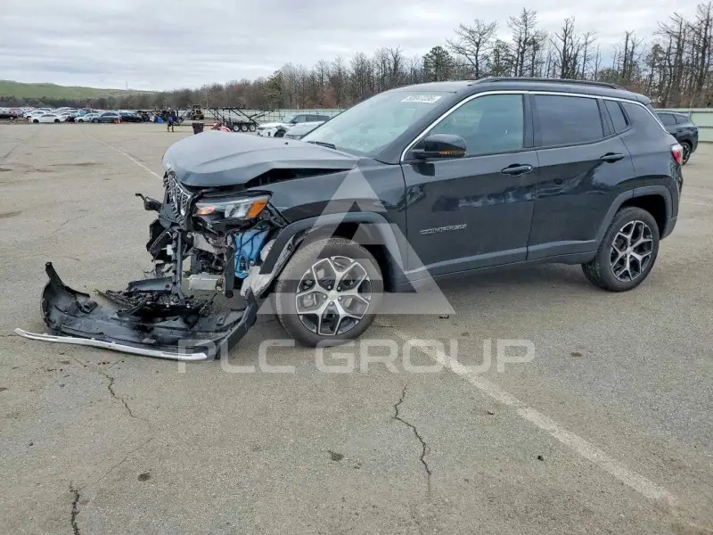 2024 Jeep COMPASS photo