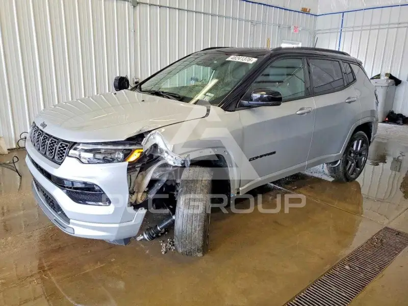 2024 Jeep COMPASS фото