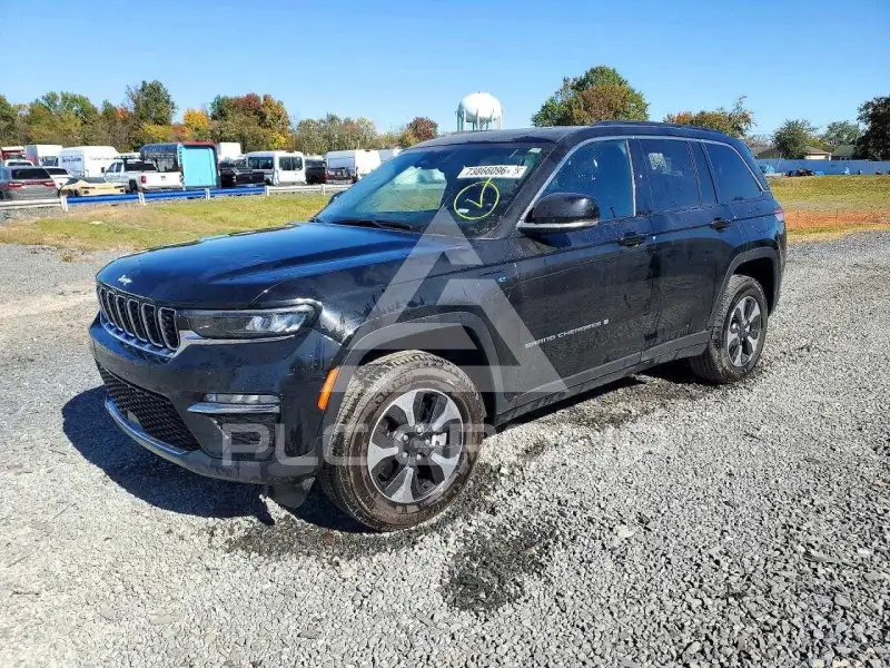 2024 Jeep CHEROKEE фото