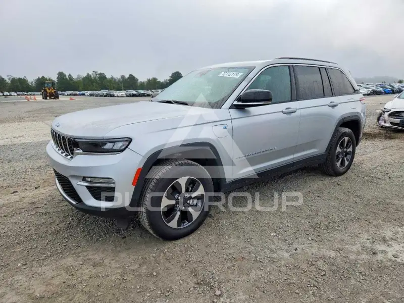 2024 Jeep CHEROKEE фото