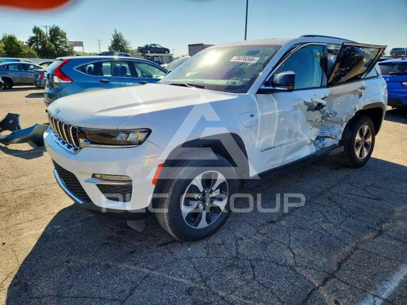 2024 Jeep CHEROKEE фото