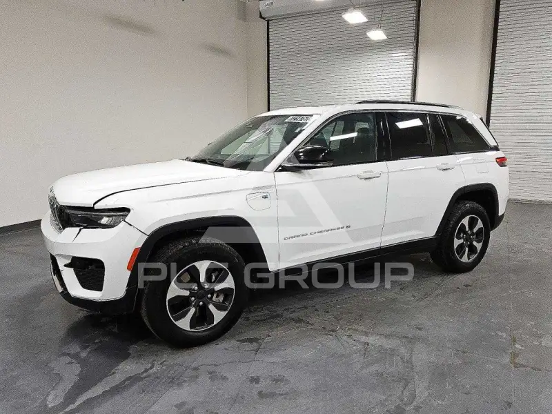 2024 Jeep CHEROKEE фото