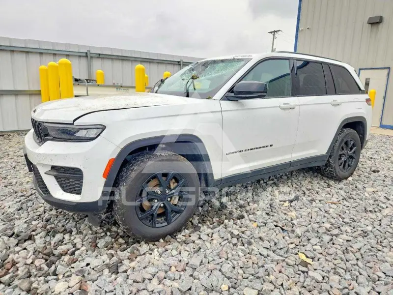 2024 Jeep CHEROKEE photo