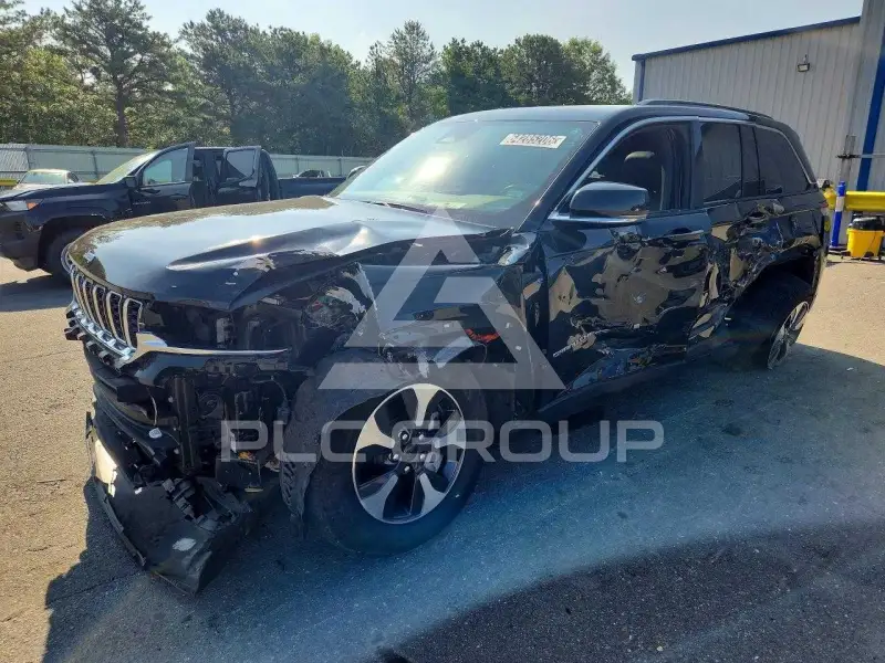 2024 Jeep CHEROKEE photo