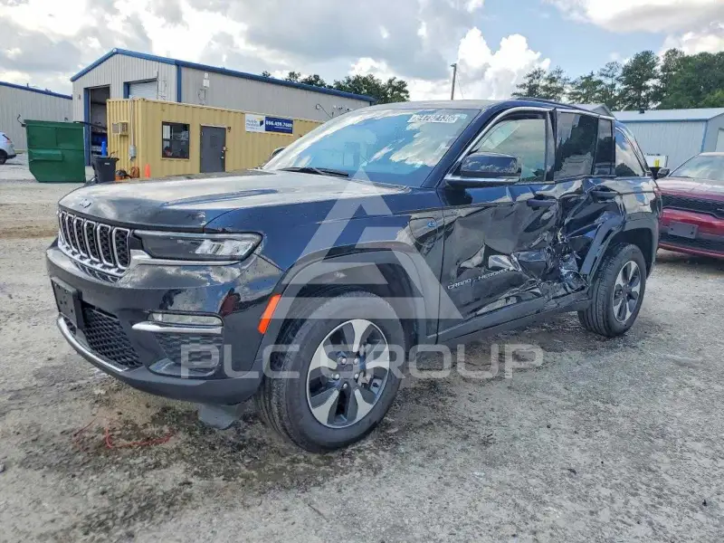 2024 Jeep CHEROKEE фото