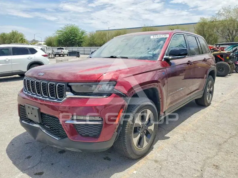 2024 Jeep CHEROKEE фото