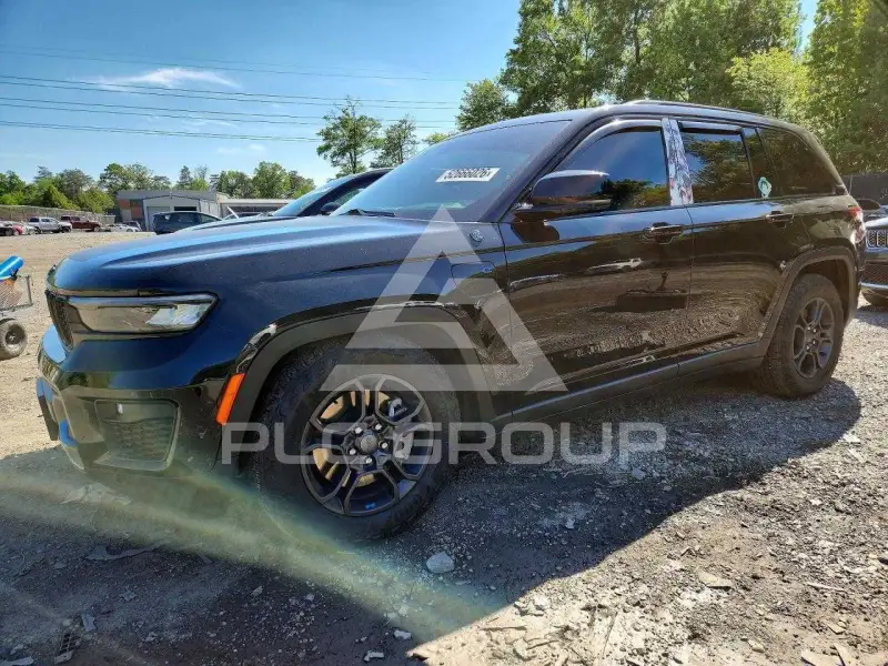 2024 Jeep CHEROKEE photo