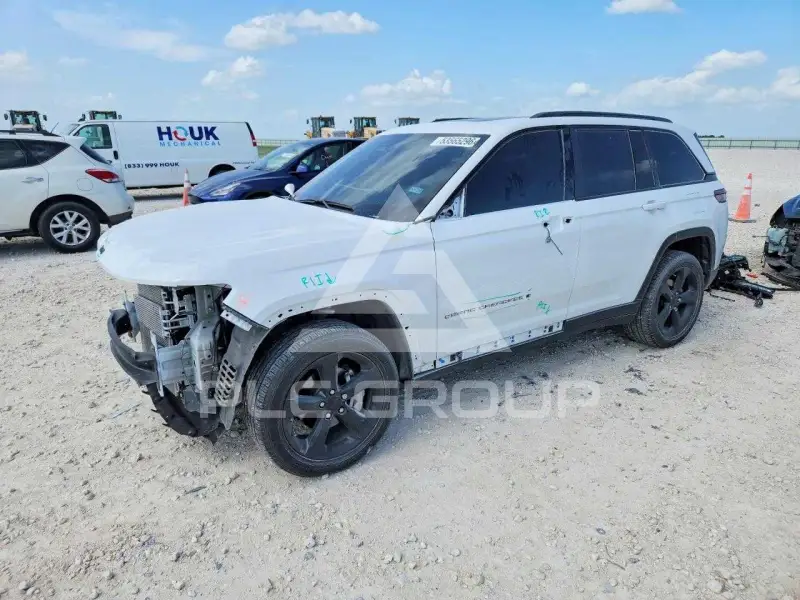 2024 Jeep CHEROKEE фото