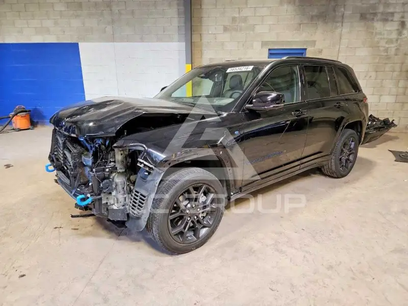 2024 Jeep CHEROKEE фото