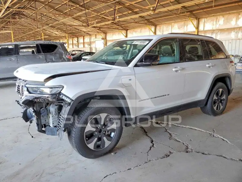 2024 Jeep CHEROKEE фото