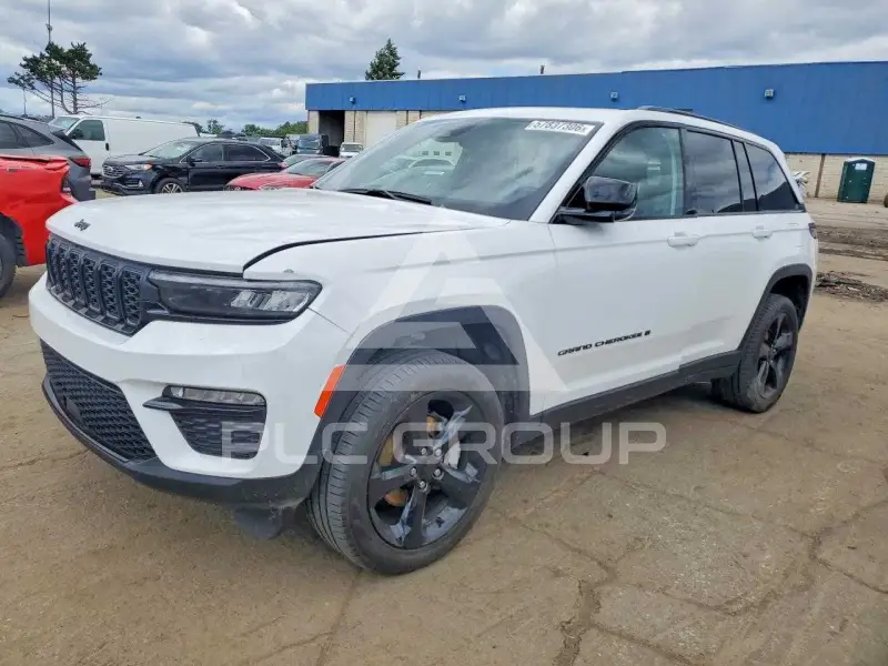 2024 Jeep CHEROKEE photo