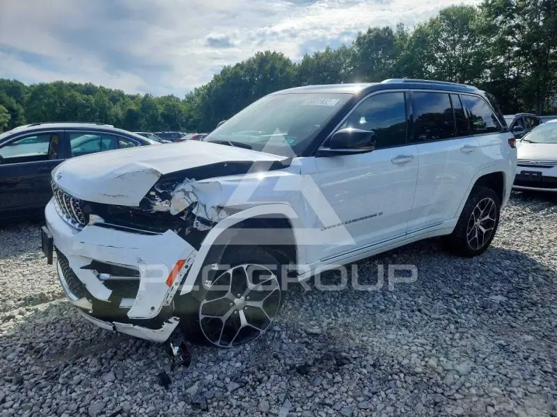 2024 Jeep CHEROKEE photo