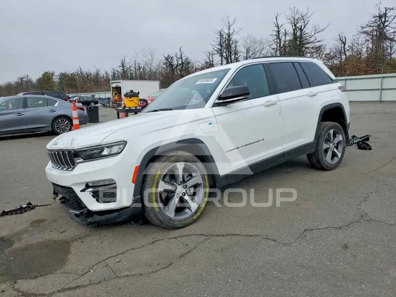 2024 Jeep CHEROKEE фото