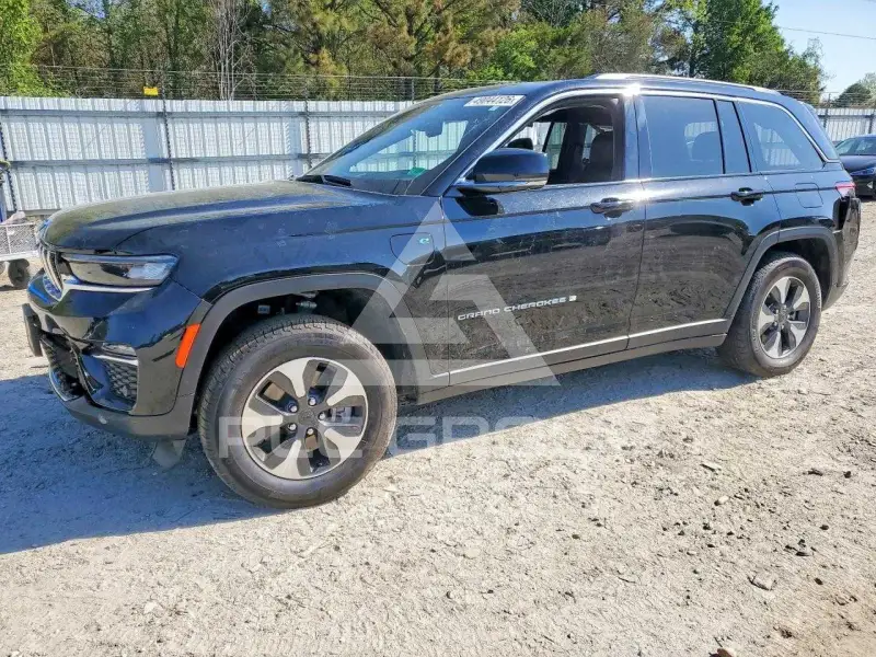 2024 Jeep CHEROKEE фото