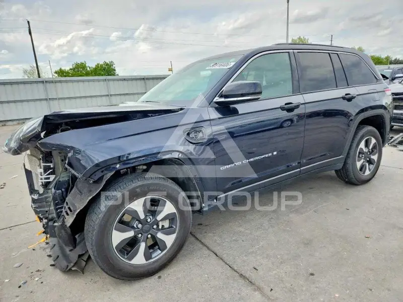 2024 Jeep CHEROKEE фото