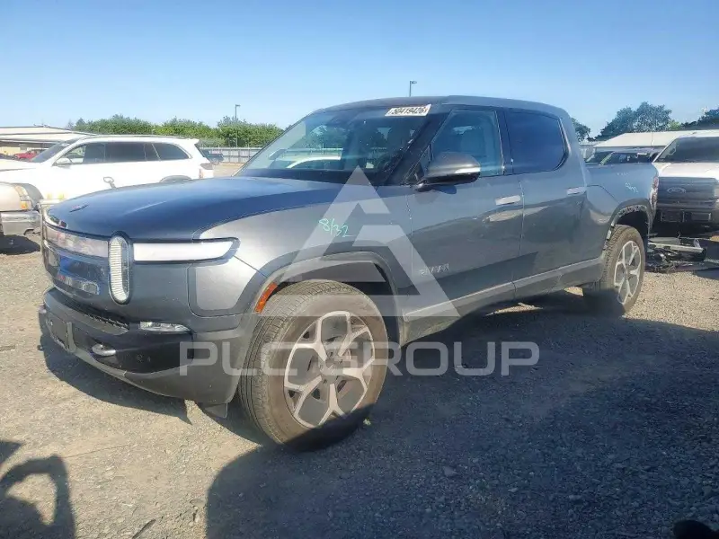 2024 Rivian R1T фото