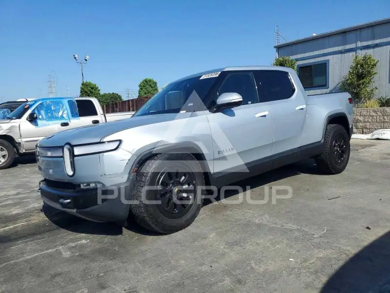 2024 Rivian R1T photo