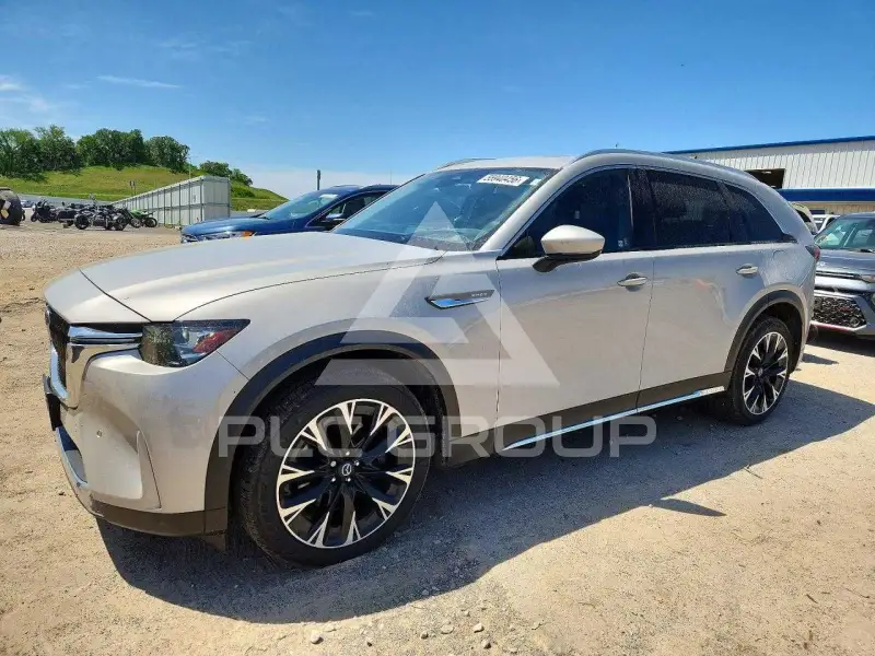 2024 Mazda CX-90 photo