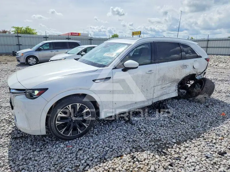 2024 Mazda CX-90 photo