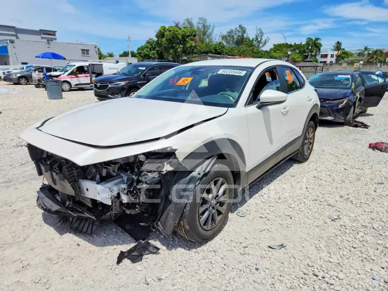 2024 Mazda CX-3 фото