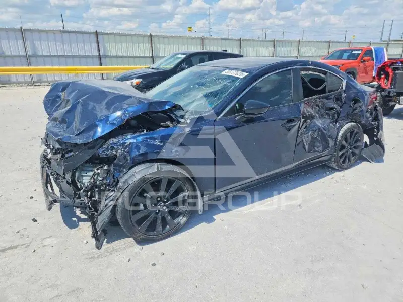 2024 Mazda 3 фото