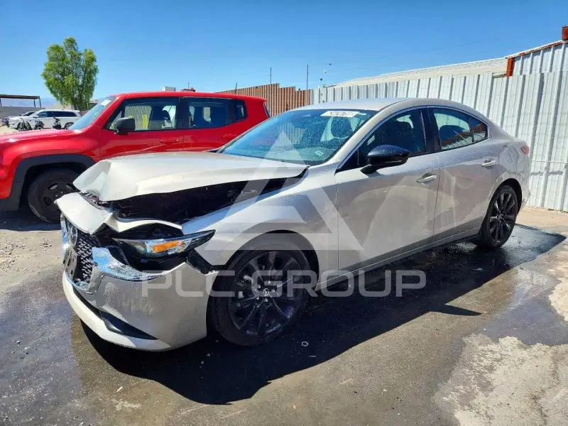 2024 Mazda 3 фото