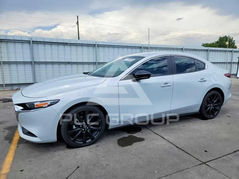 2024 Mazda 3 фото
