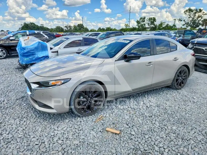 2024 Mazda 3 photo
