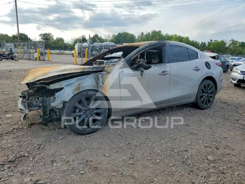 2024 Mazda 3 photo
