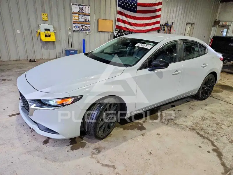 2024 Mazda 3 photo