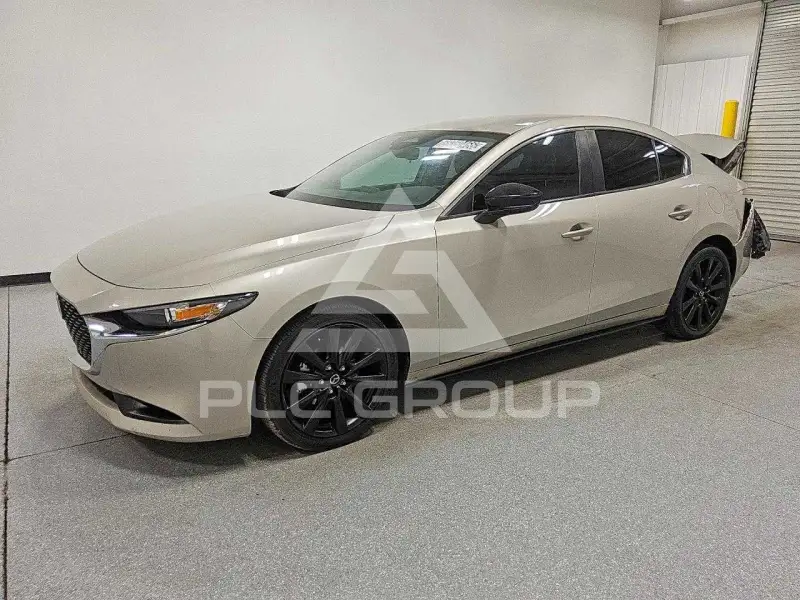 2024 Mazda 3 photo