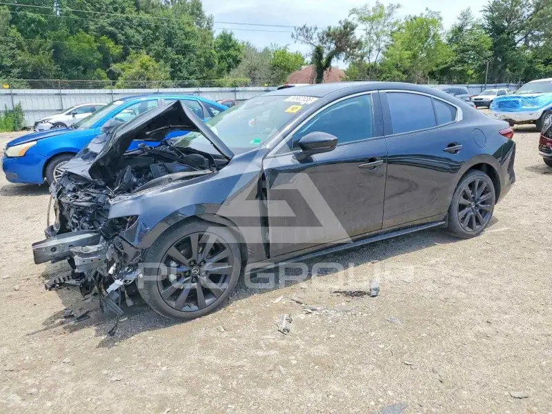 2024 Mazda 3 photo