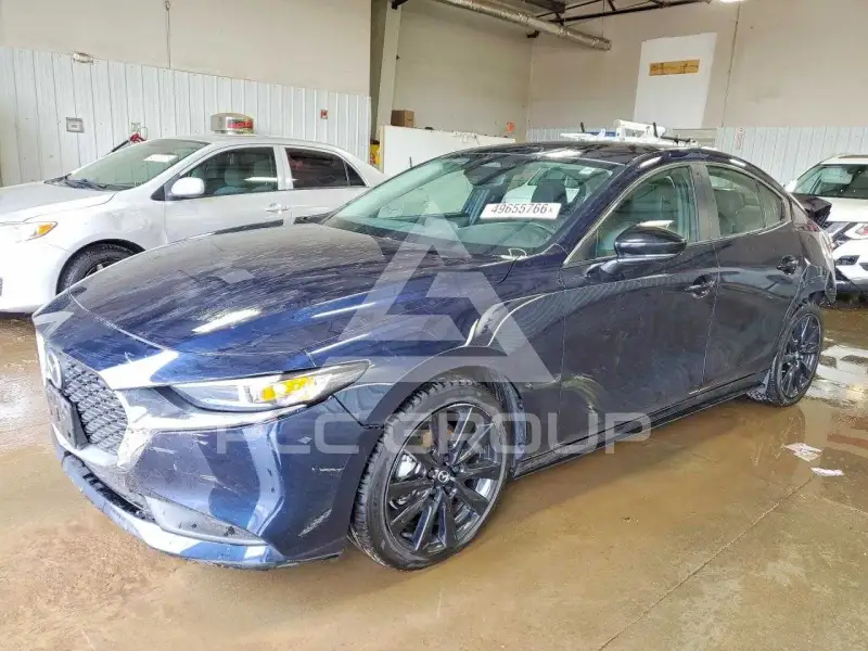 2024 Mazda 3 фото