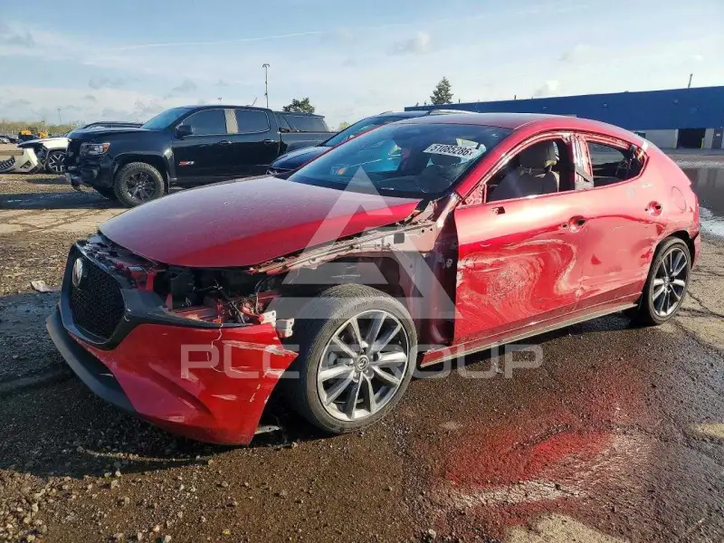 2024 Mazda 3 photo