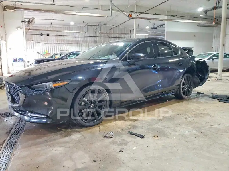 2024 Mazda 3 фото