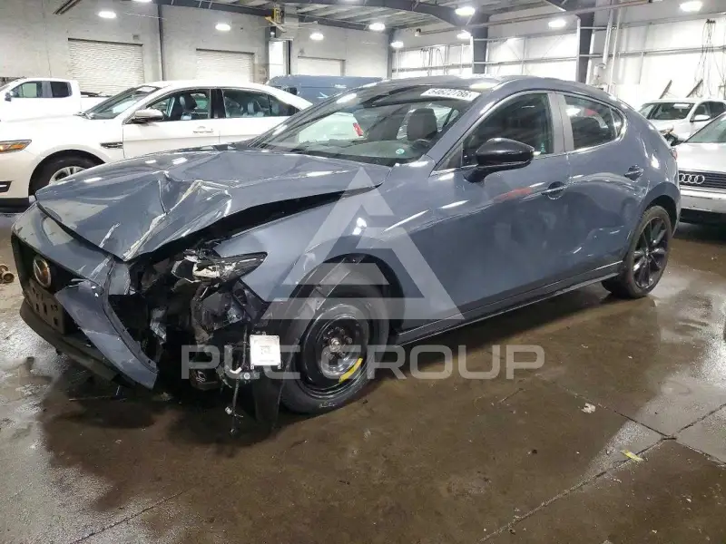 2024 Mazda 3 photo