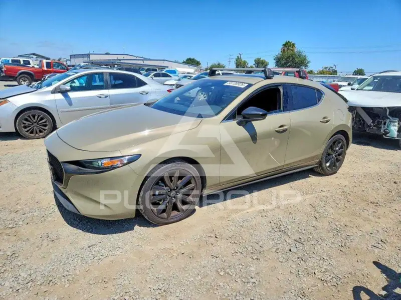 2024 Mazda 3 photo