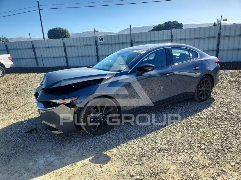 2024 Mazda 3 фото