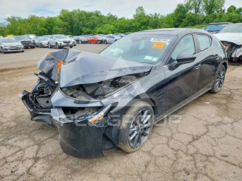 2024 Mazda 3 фото