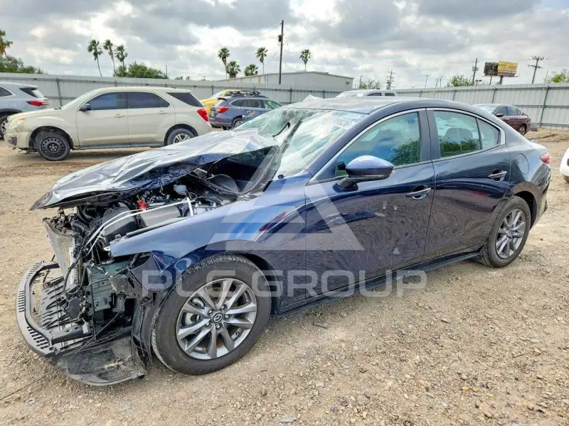 2024 Mazda 3 фото