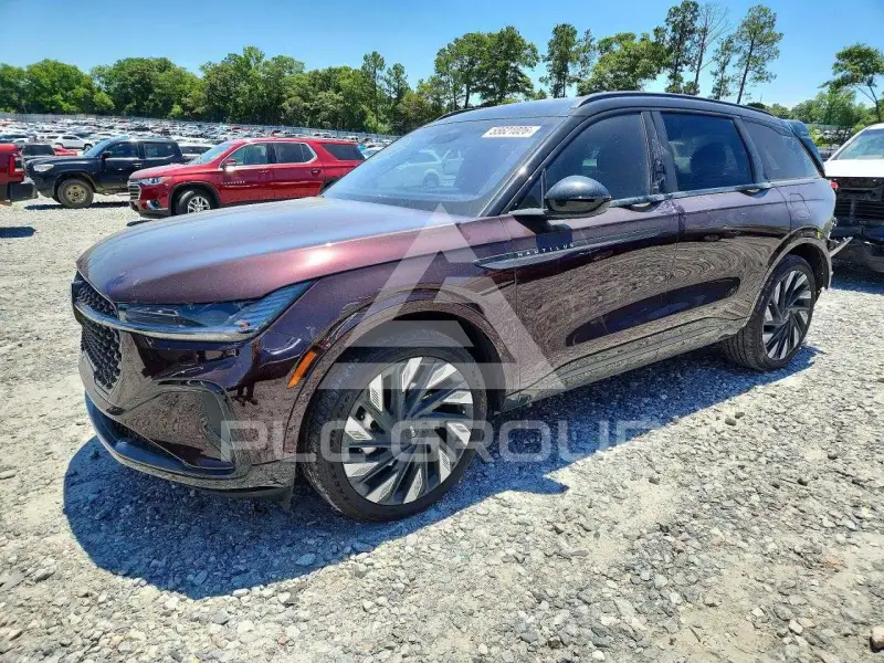 2024 Lincoln NAUTILUS photo