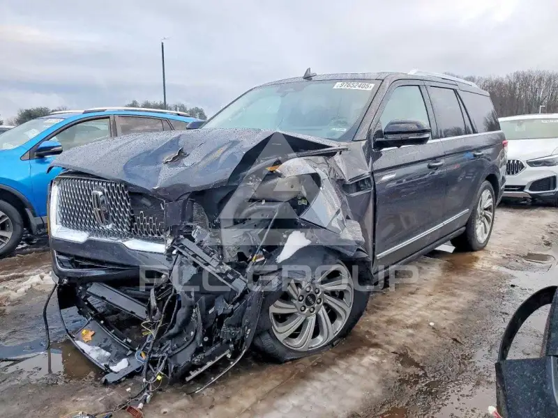 2024 Lincoln NAVIGATOR фото