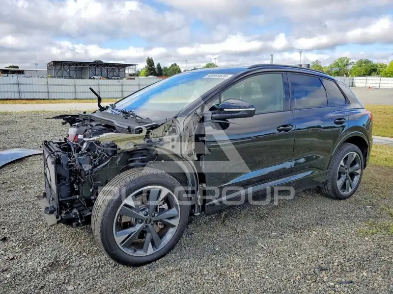 2024 Audi E-TRON фото