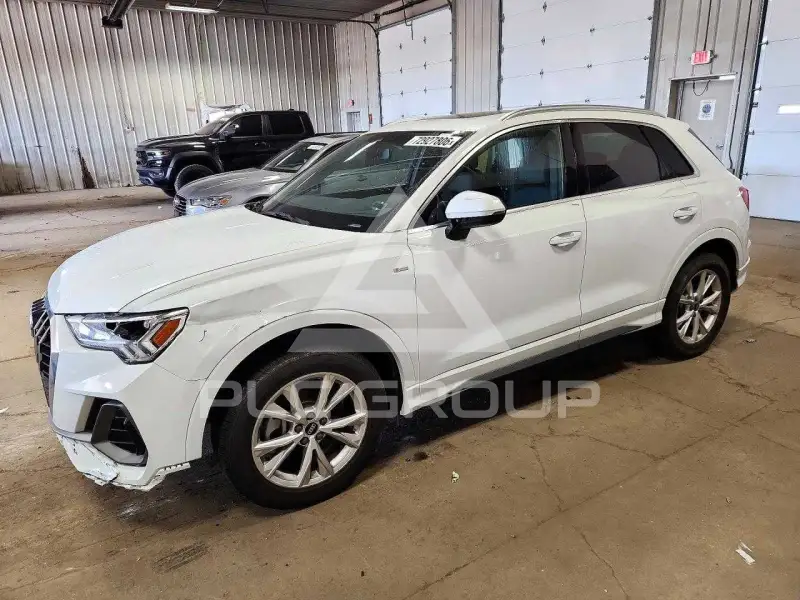 2024 Audi Q3 фото
