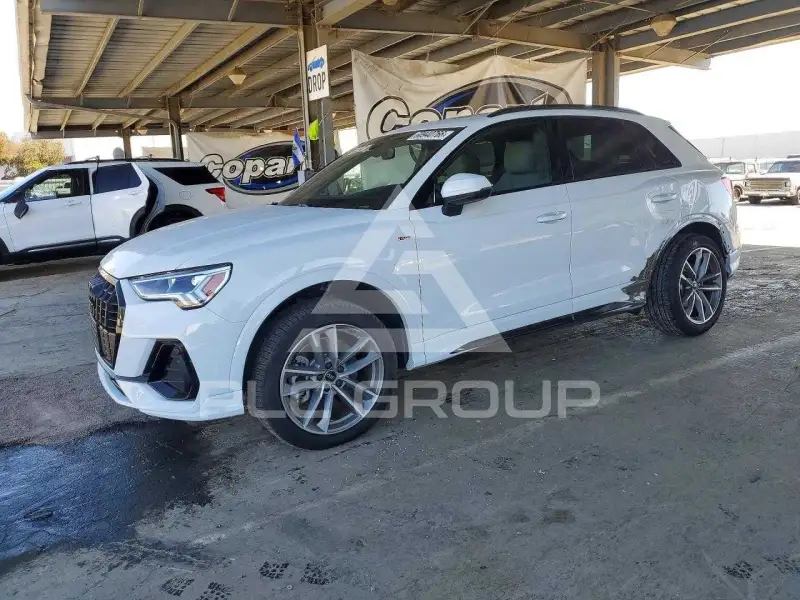 2024 Audi Q3 фото