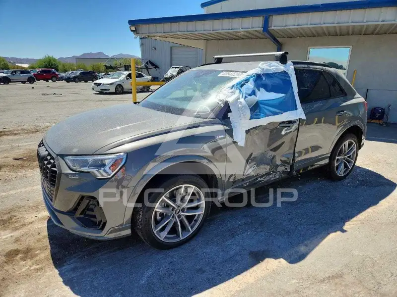 2024 Audi Q3 фото