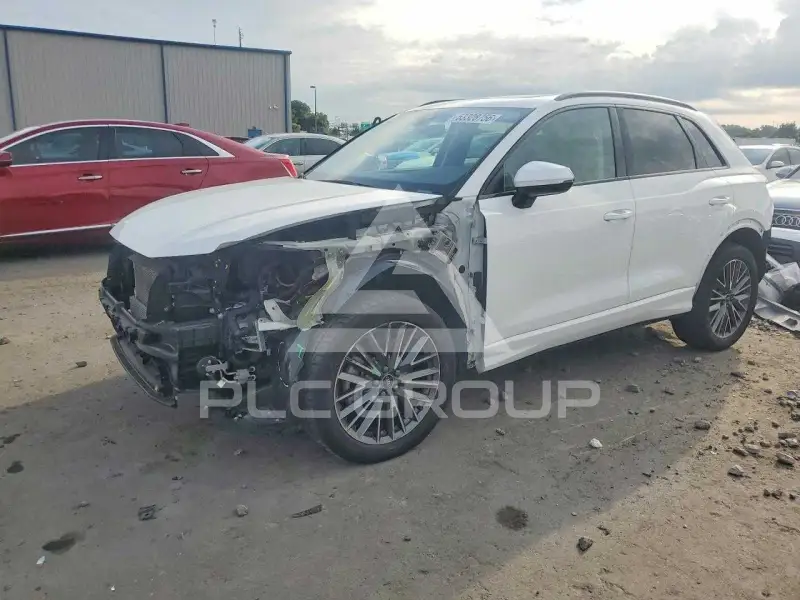 2024 Audi Q3 фото