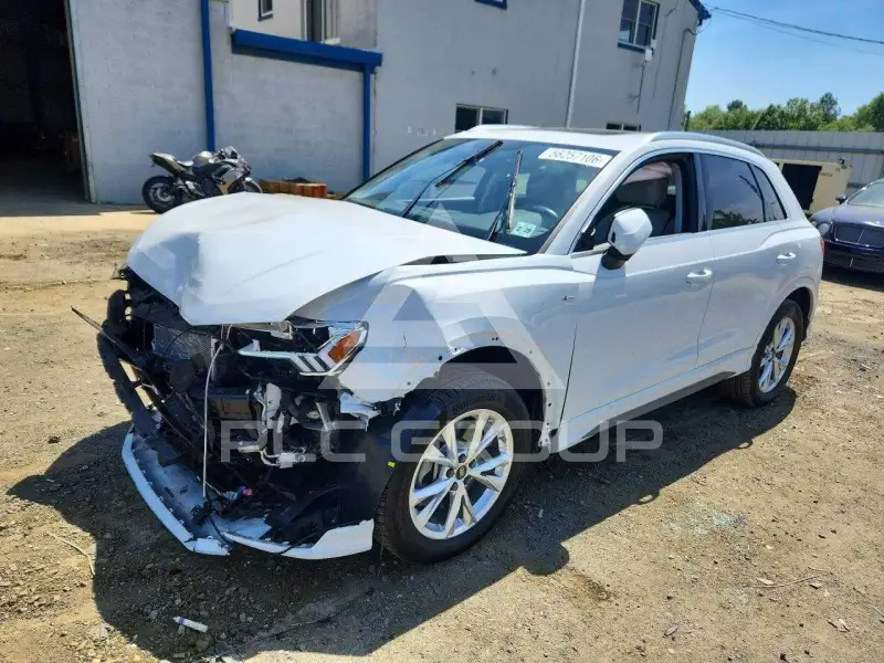 2024 Audi Q3 photo